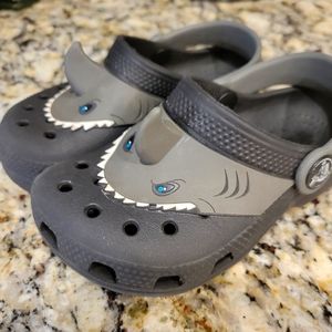 Toddler Crocs Shark Themed